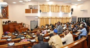 5e session extraordinaire de l’Assemblée nationale : L’examen du projet de budget du Parlement 2018 renvoyé